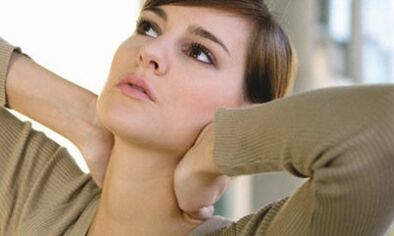 Symptômes du deuxième degré d'ostéochondose cervicale
